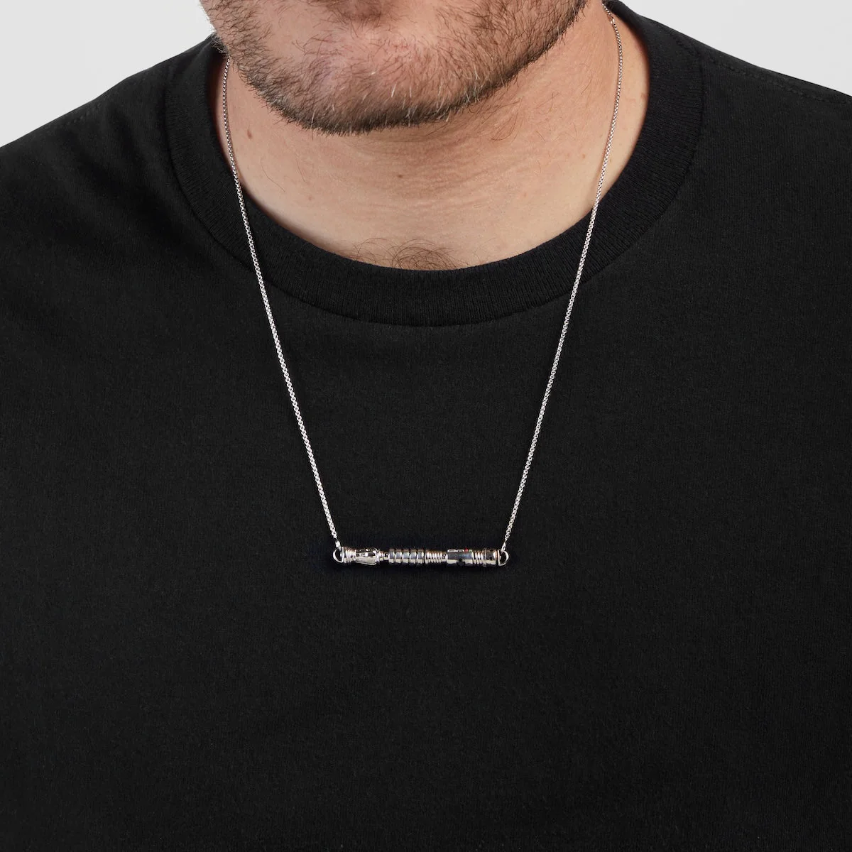 581-star-wars-x-rocklove-elemental-nature-lightsaber-necklace-3.webp Star Wars x RockLove Elemental Nature Lightsaber Necklace