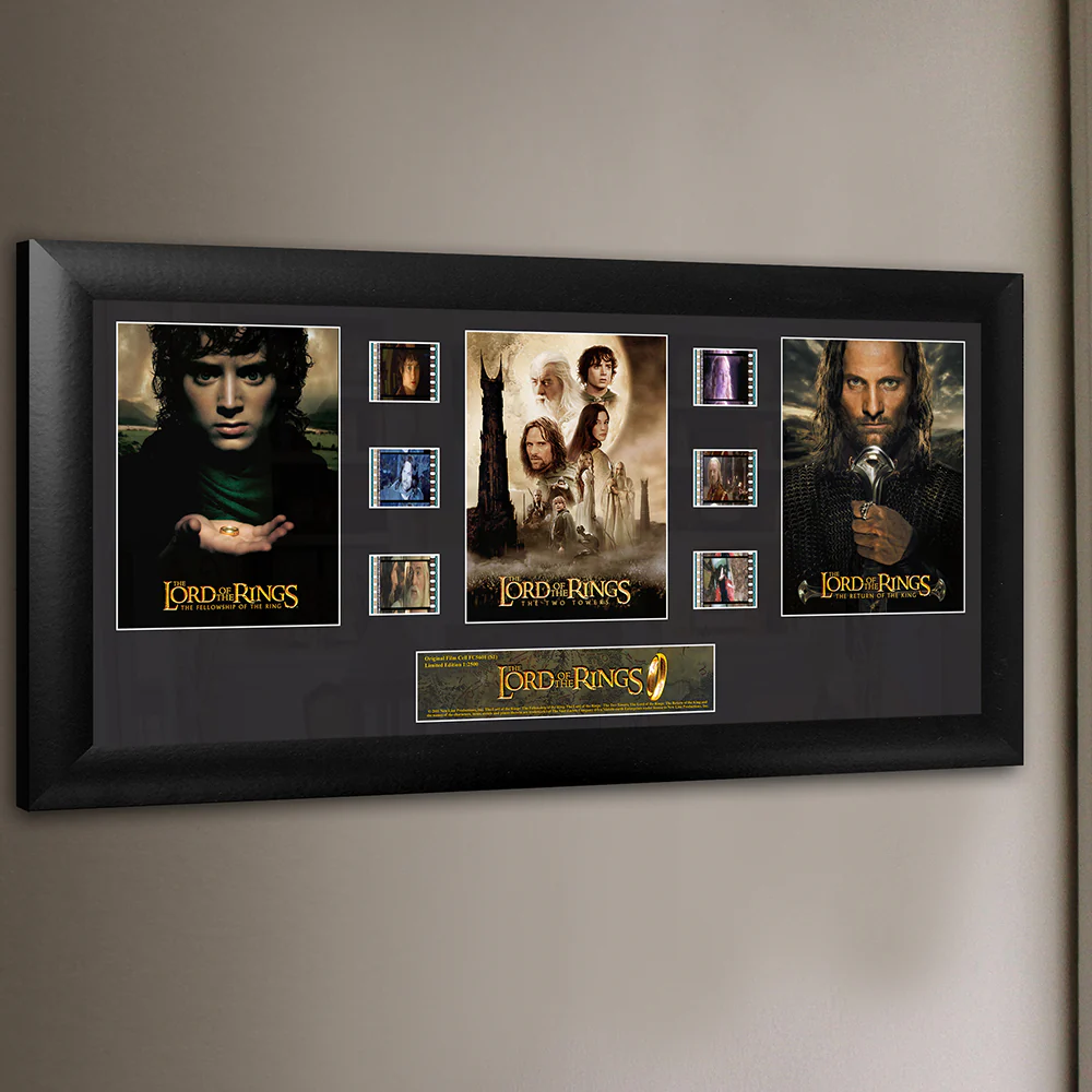 810-the-lord-of-the-rings-trilogy-filmcells-framed-wall-art-presentation-3.webp The Lord of the Rings Trilogy FilmCells Framed Wall Art Presentation
